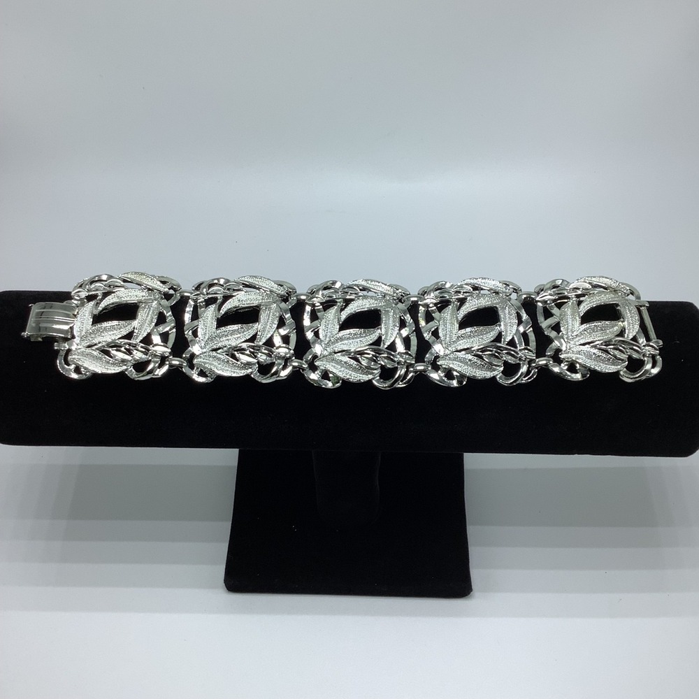 Silver Tone Square Leaf‎ Panel Link Bracelet